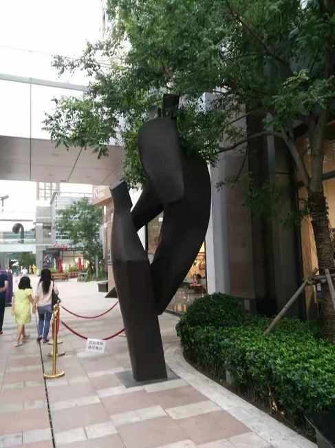 鍛銅雕塑